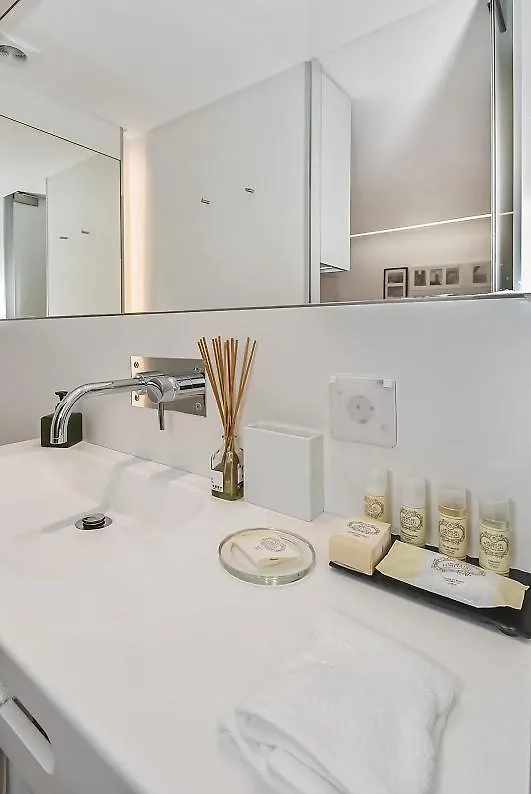 Boutique Apartment Cris Do Carmo Lisbon
