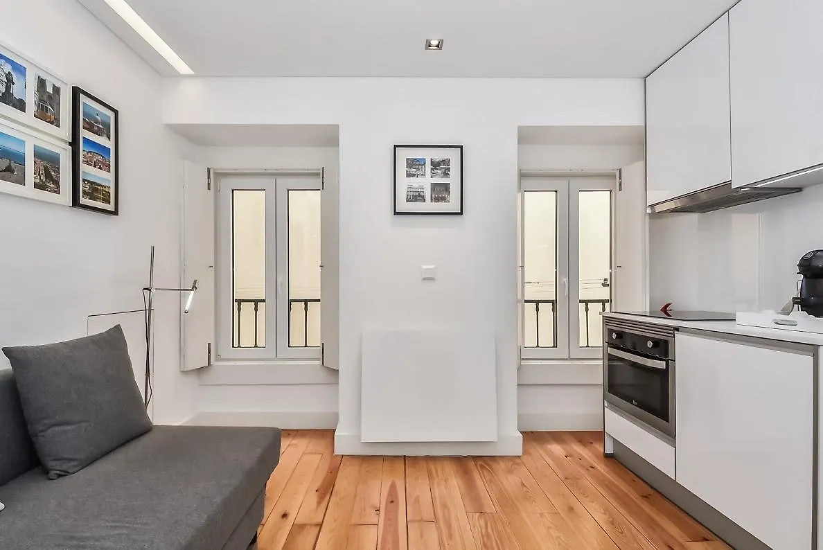 Boutique Apartment Cris Do Carmo Lisbon Portugal